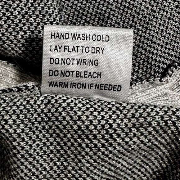 Belldini Plaid Mock Neck Sweater M Gray Black White 3/4 Sleeve Quiet Luxury Knit - Picture 7 of 7